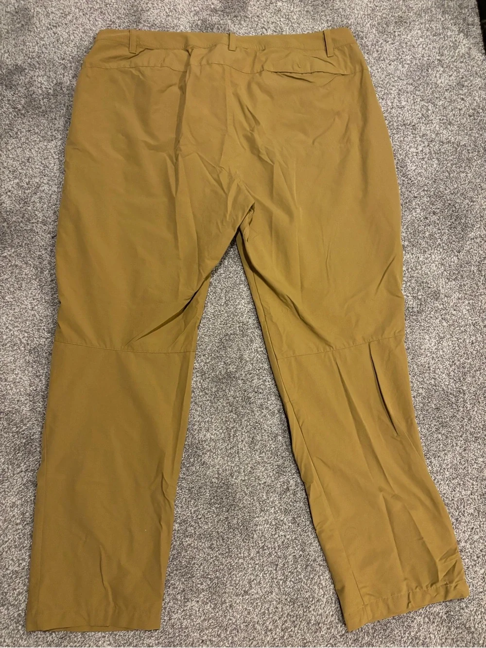 The North Face Men's Tan Cargo Hiking Pants
